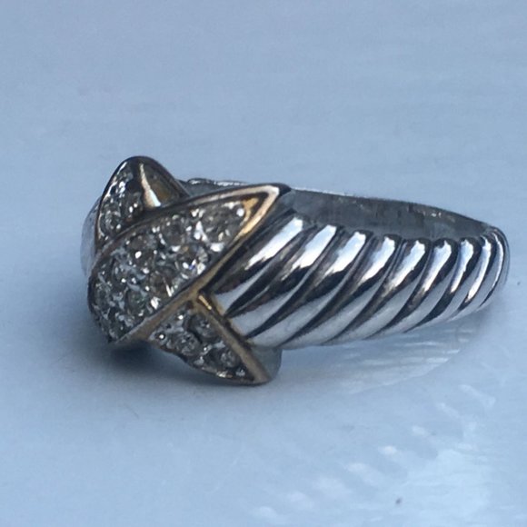 Sterling Silver Cross Over Ring Size 7 3/4 with Small Cubic Zirconia Accents - Picture 6 of 10